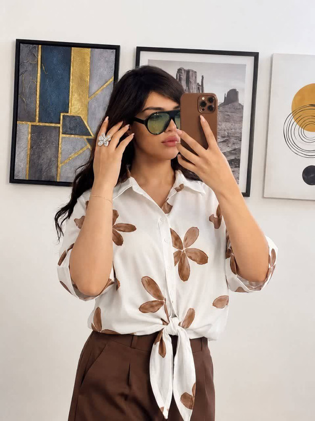 شومیز گره ای بوگاتی طرح گل ابرنگی