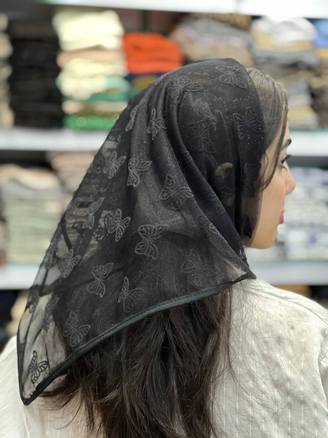 مینی اسکارف تورمخمل کوبی مدل پروانه